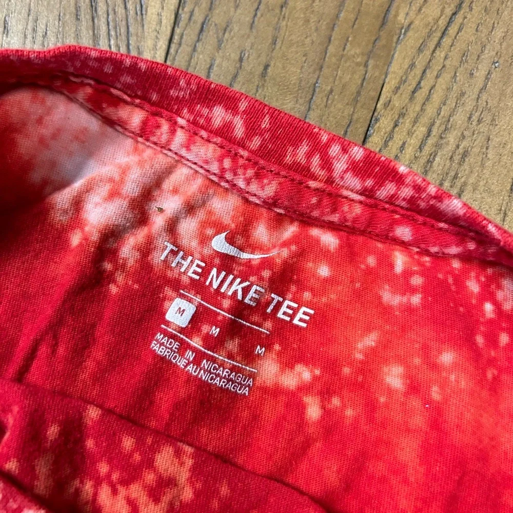 Nike tee fabulous